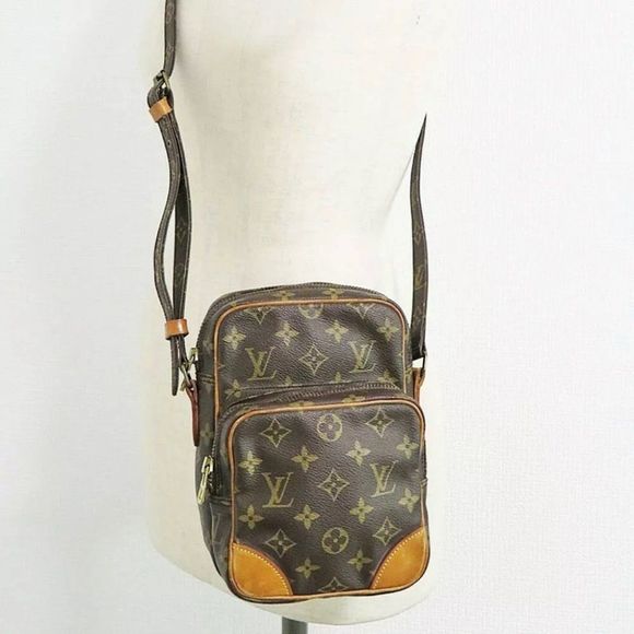 Auth LOUIS VUITTON Amazone Monogram Cross body Shoulder Bag Purse - Picture 11 of 12